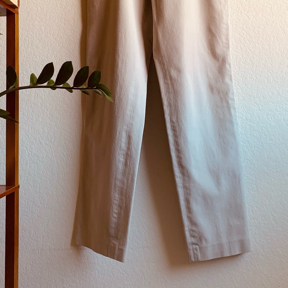 Eddie Bauer straight leg neutral pants